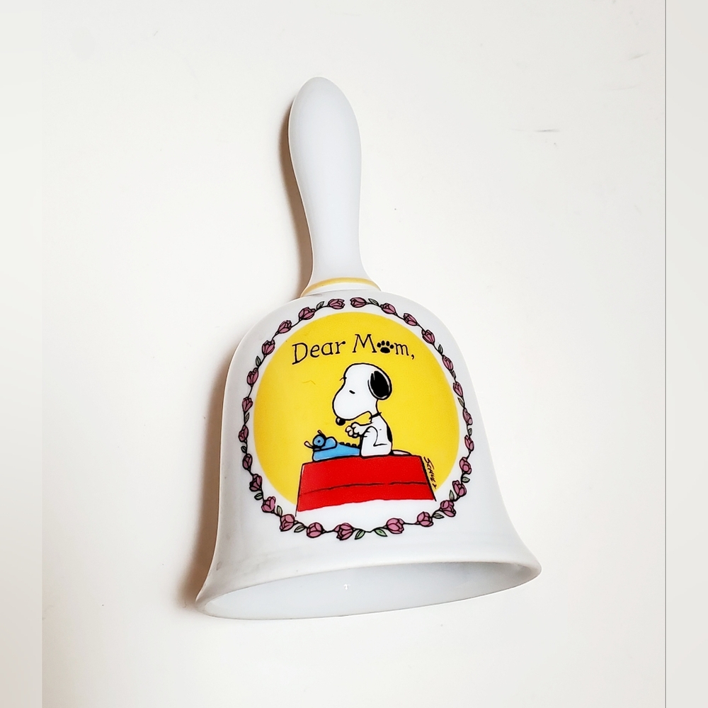 Vintage Peanuts By Charles Schulz 1979 Signature Series Annual Bell (449/10000)